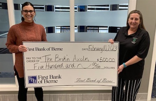 FIRST BANK OF BERNE DONATES TO THE BROK’N AXOLES